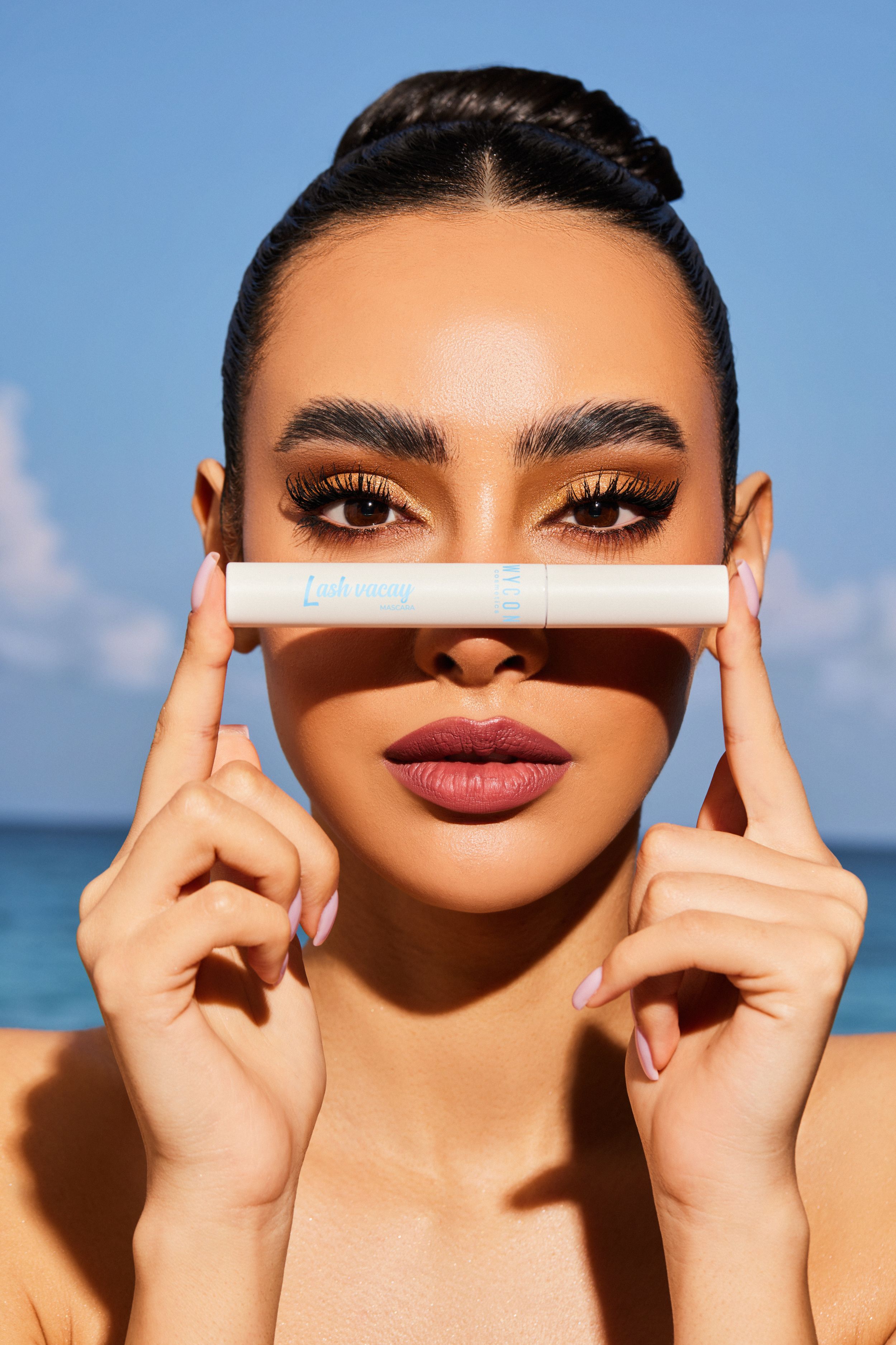 wycon_lash-vacay-mascara_MODELLA