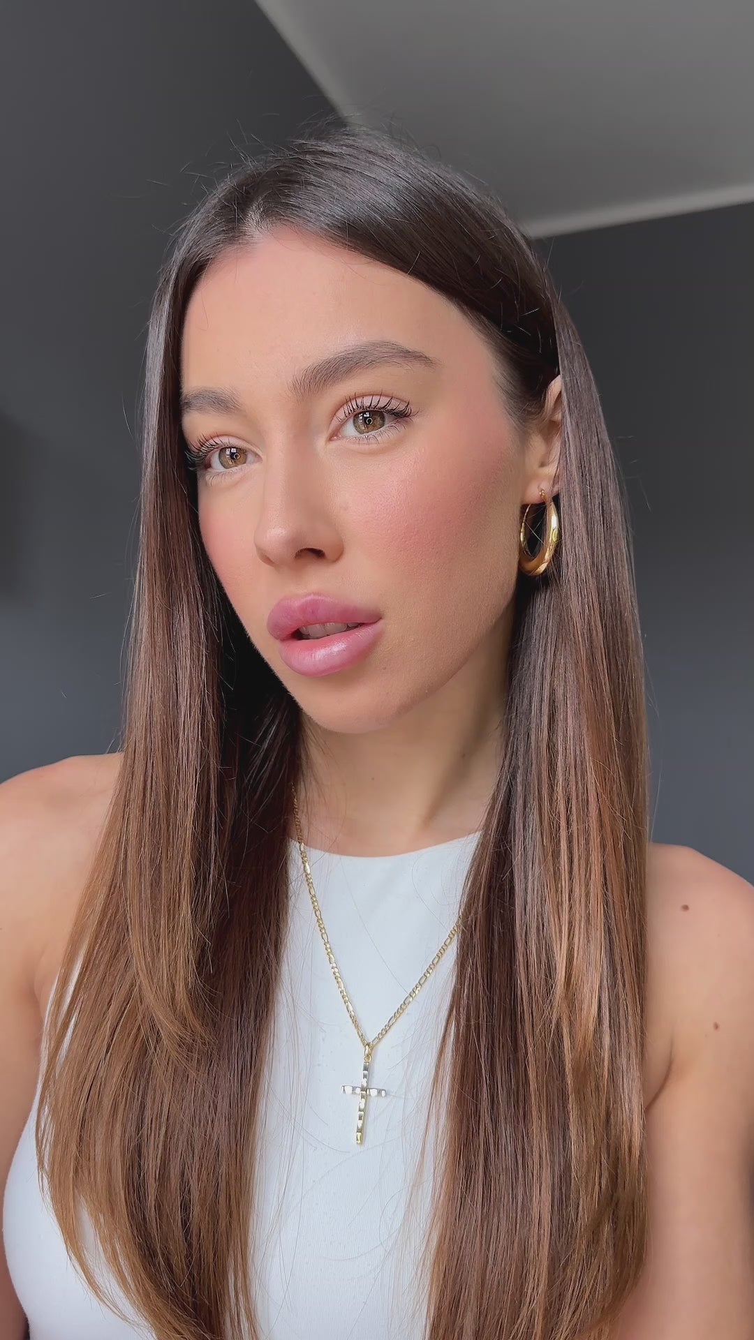 Carica il video: 