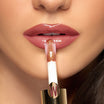 wycon_glazed-kiss-lip-lacquer_shooting