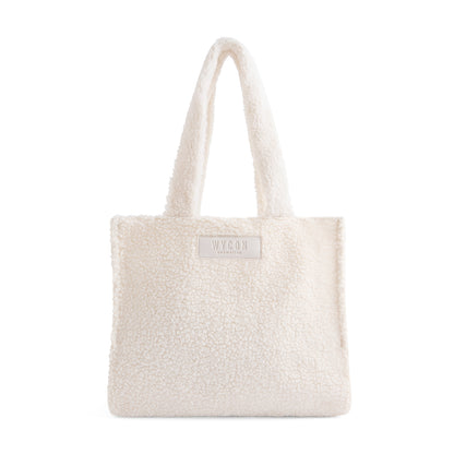 WINTER SHOW TEDDY BAG